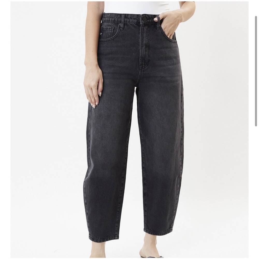 Womens high rise balloon fit jeans size 5/26